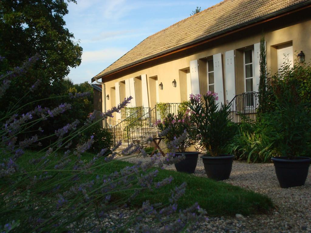 Les Communs Du Manoir Apartamento Écully Exterior foto