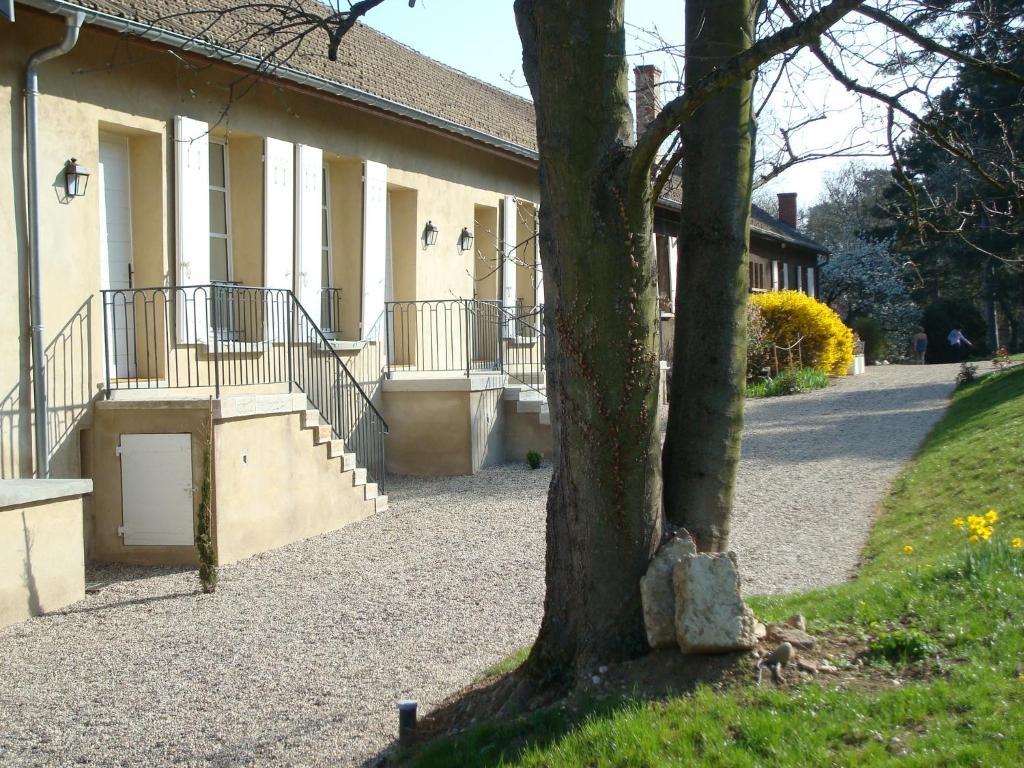 Les Communs Du Manoir Apartamento Écully Exterior foto
