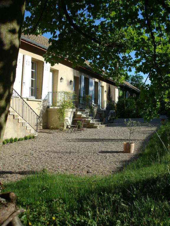 Les Communs Du Manoir Apartamento Écully Exterior foto